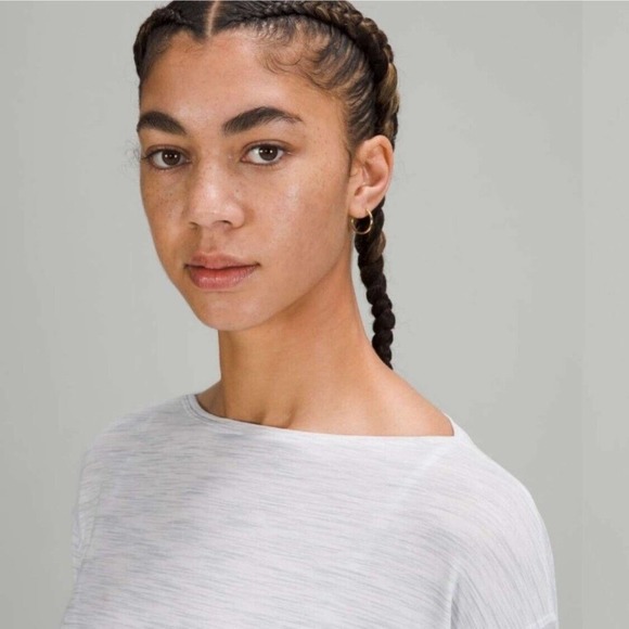 Lululemon Women's Back In Action Space Dye Grey Long Sleeves Pullover Tee Sz 10 - Picture 5 of 12